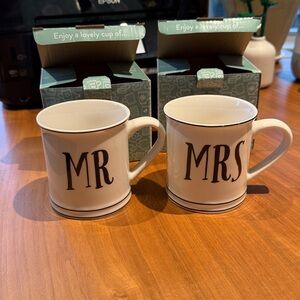 Sass & Belle Mr and Mrs Mug Set